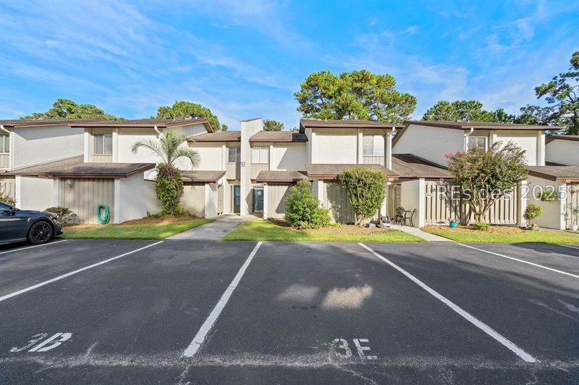 Amazing opportunity to live in the waterfront community of Marsh - photo 3