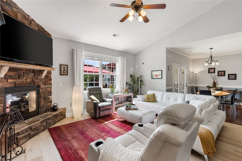 Welcome to Lexington Pointe, where everyday living feels like a - photo 9
