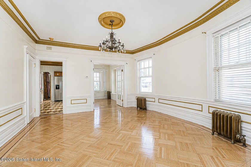 Come and see this magnificent one family detached home in the - photo 9
