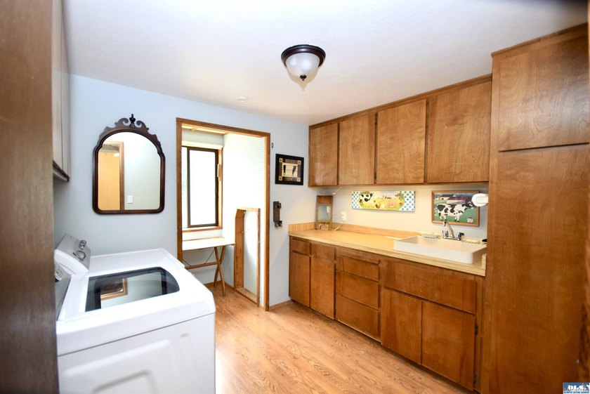 Step into a piece of local history with this remarkable property - photo 26