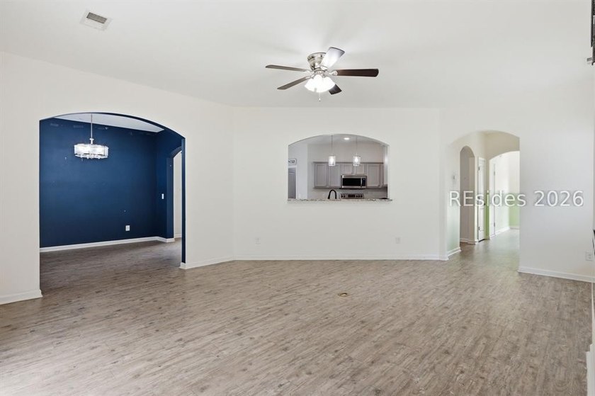Beautifully maintained home with 3BR 2.5 BA with a great - photo 8