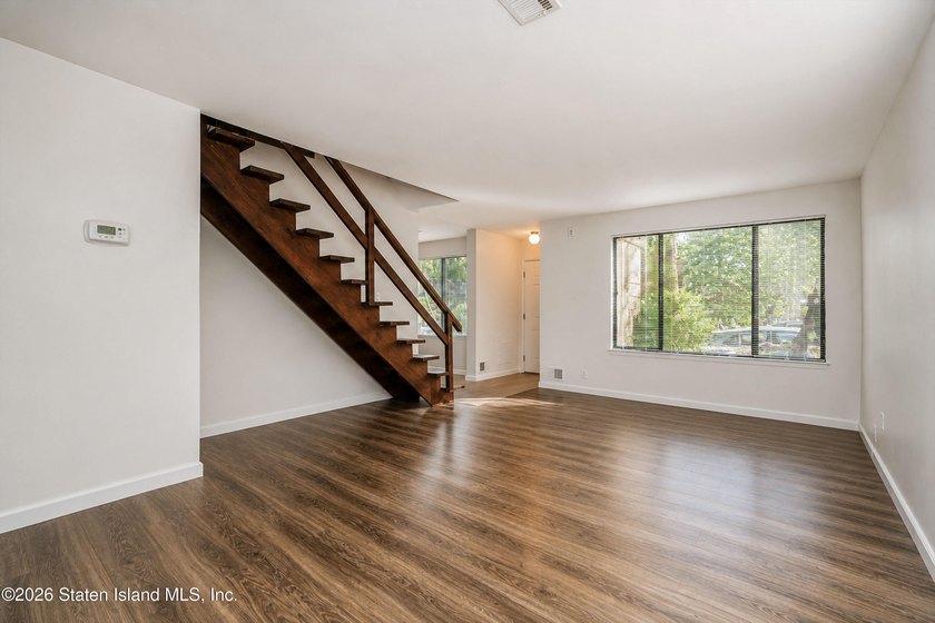 Welcome to this 2-bedroom, 2-bath condominium in the desireable - photo 3