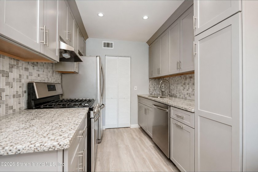 Welcome to this 2-bedroom, 2-bath condominium in the desireable - photo 10