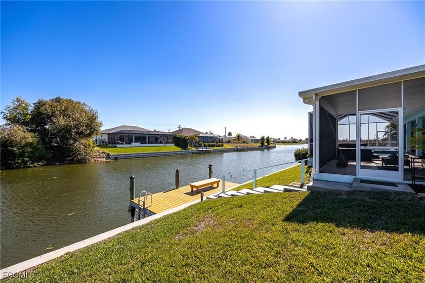 HUGE PRICE DROP! Experience true Florida living in this - photo 4
