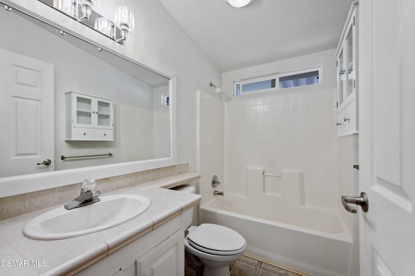 Excellent 55+ Camarillo Springs, Single-Story Retreat with views - photo 7