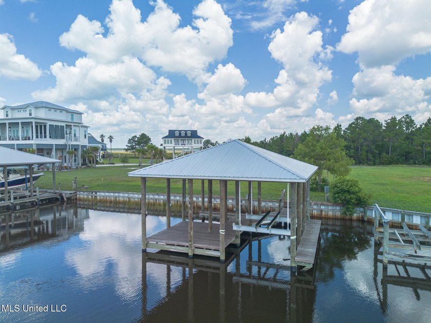 Build your dream coastal retreat on this prestigious 0.35-acre - photo 12