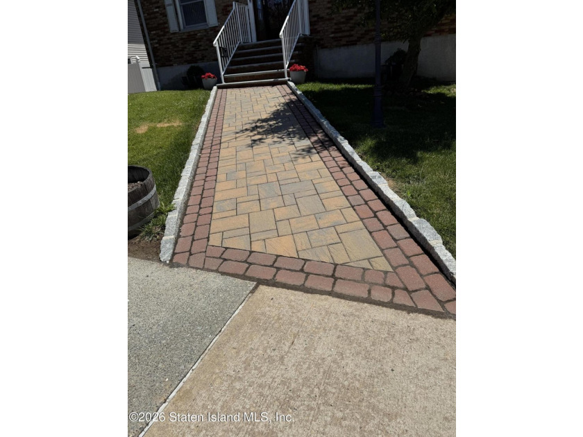 First time being offered for sale! Beautiful Center Hall - photo 7