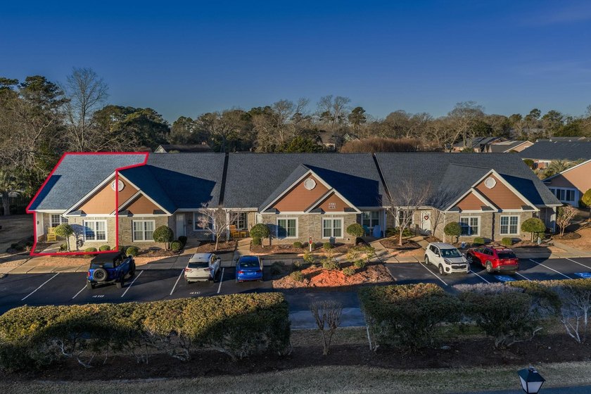 Are you looking for a turnkey / move-in ready place at the - photo 3