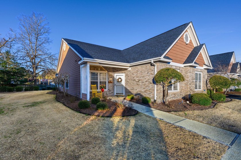 Are you looking for a turnkey / move-in ready place at the - photo 4