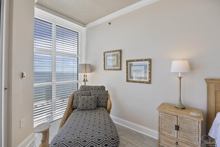 STUNNING Gulf Front Condominium with Breathtaking Views! Welcome - photo 25