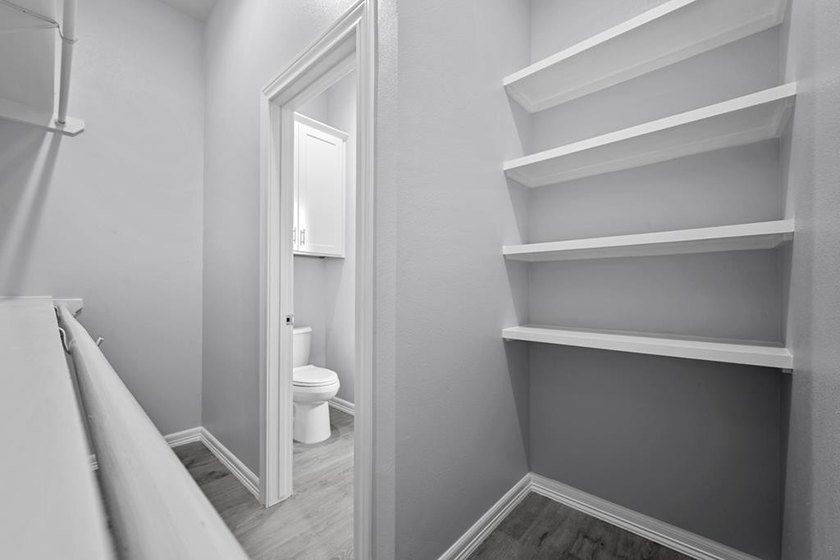 Beautiful new 3/2/2 home in secluded St. Andrews Place, nestled - photo 25