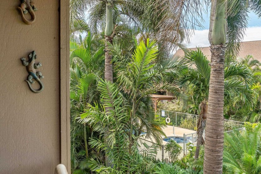 Beautifully Updated 1BR/1BA Condo. This turnkey unit in the - photo 25