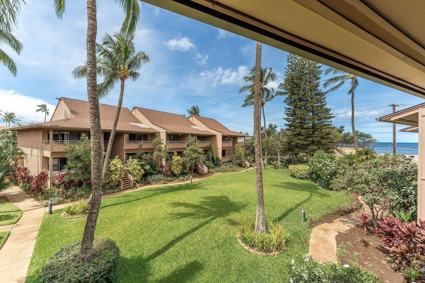 Beautifully Updated 1BR/1BA Condo. This turnkey unit in the - photo 26