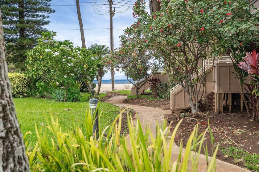 Beautifully Updated 1BR/1BA Condo. This turnkey unit in the - photo 27