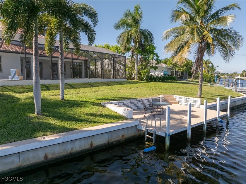 Gulf-access canal frontage - Brand-new pool &amp; spa - Dual-zone - photo 39