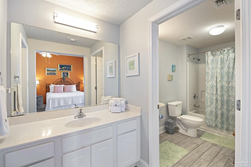 STUNNING Gulf Front Condominium with Breathtaking Views! Welcome - photo 40
