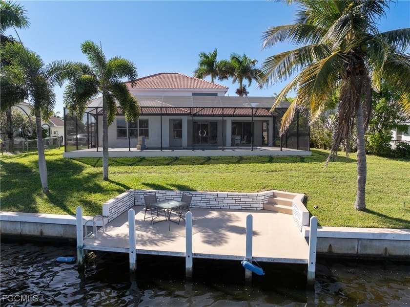 Gulf-access canal frontage - Brand-new pool &amp; spa - Dual-zone - photo 41