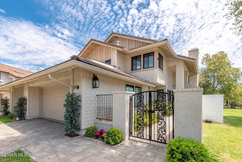 Stunning corner location overlooking the North Ranch Country - photo 2
