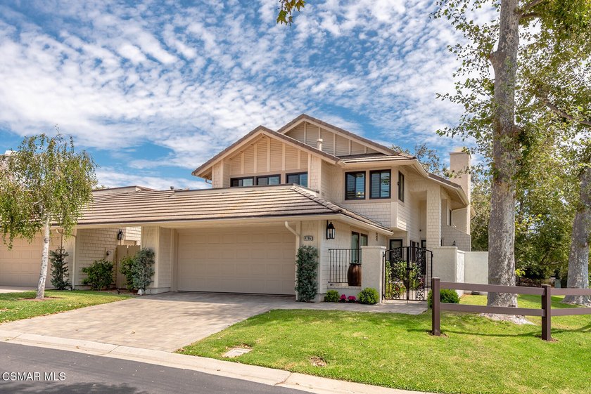 Stunning corner location overlooking the North Ranch Country - photo 3