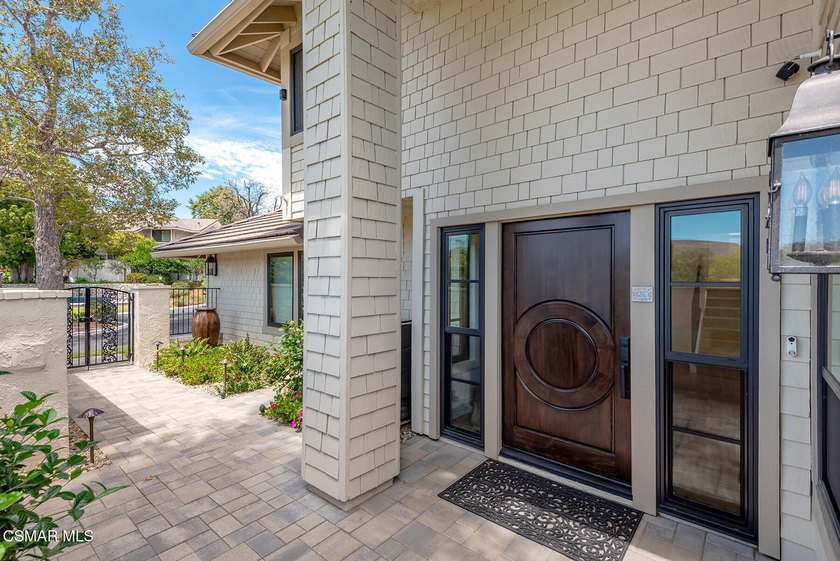 Stunning corner location overlooking the North Ranch Country - photo 7