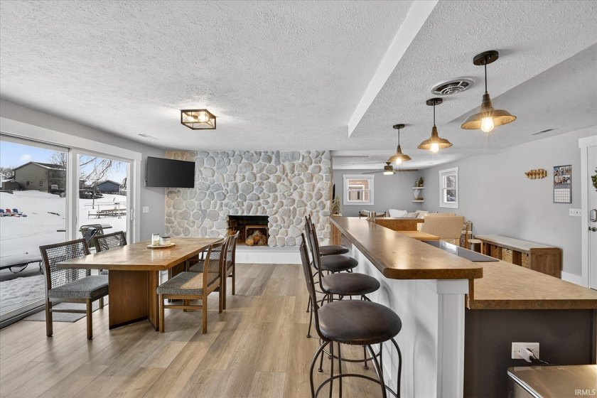Dallas Bay Estates is one of the best lake neighborhoods you - photo 9