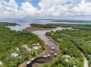 Build your dream home on this canal front lot with Bay access - photo 6