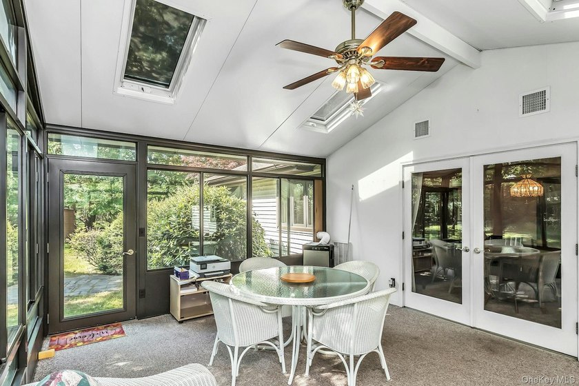 Ranch with 3 bedrooms and two full baths set on a 1/2 acre of - photo 13