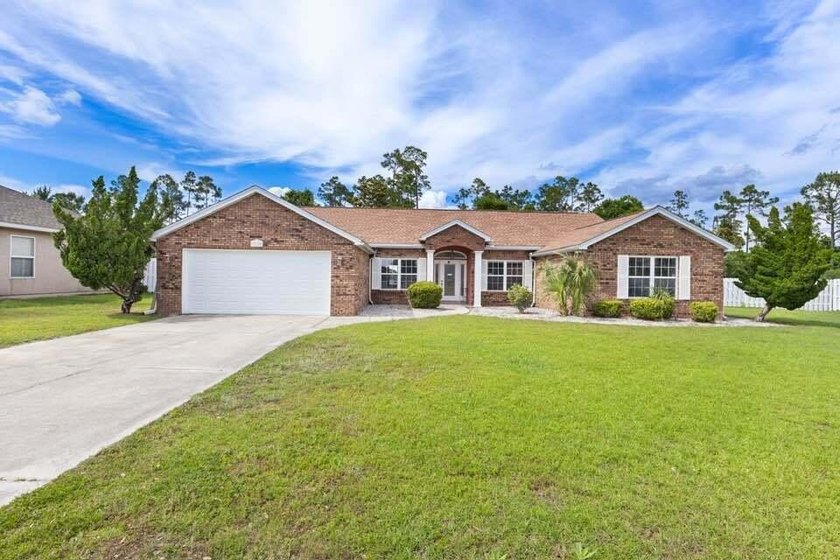 Welcome to your private slice of Florida paradise in desirable - photo 3