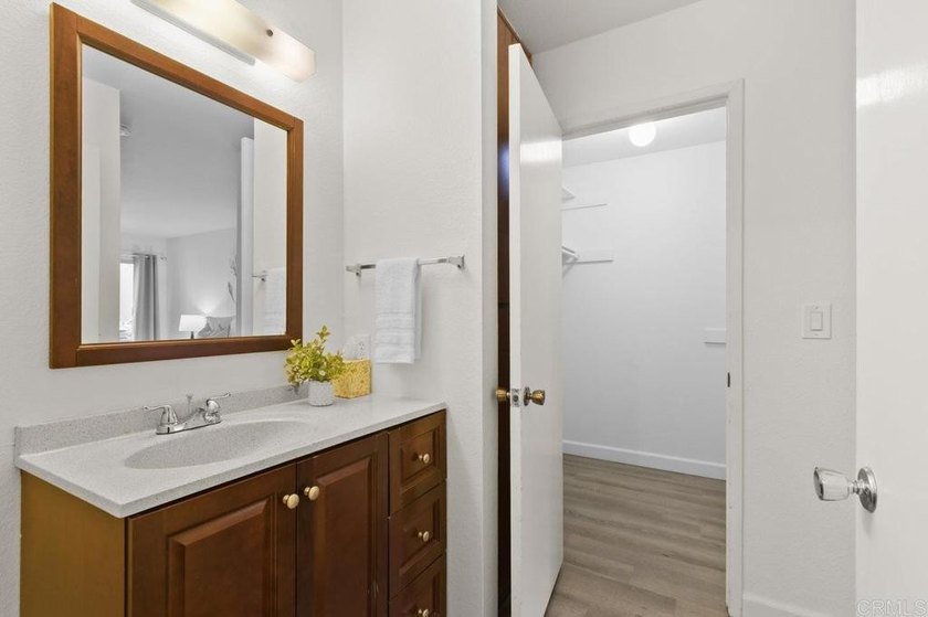 Welcome to your beautifully reimagined retreat in the heart of - photo 4