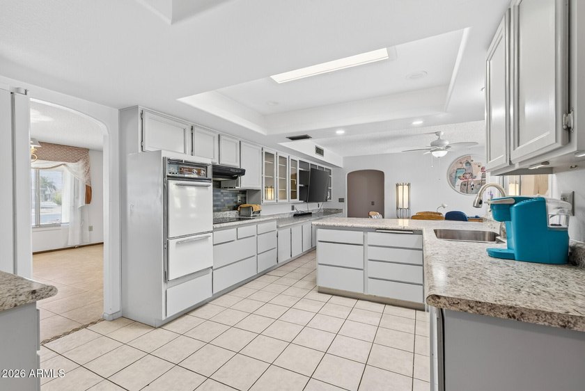 Welcome to this well-maintained Annapolis model. Situated on an - photo 11