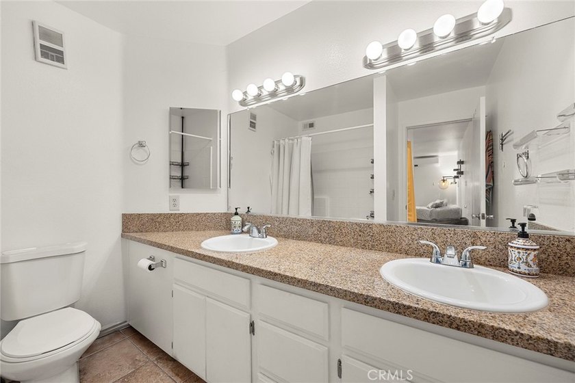 Location, location, location! Ideally situated near Rose Park - photo 15