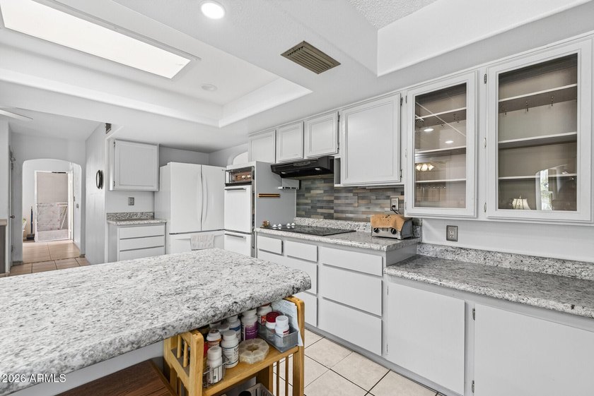 Welcome to this well-maintained Annapolis model. Situated on an - photo 16