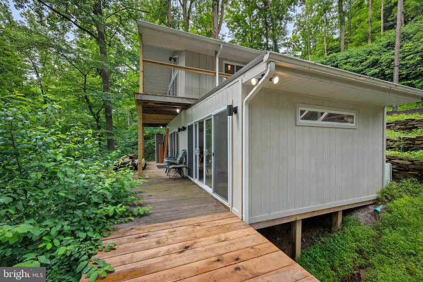 Escape to your own waterfront retreat on the beautiful - photo 19