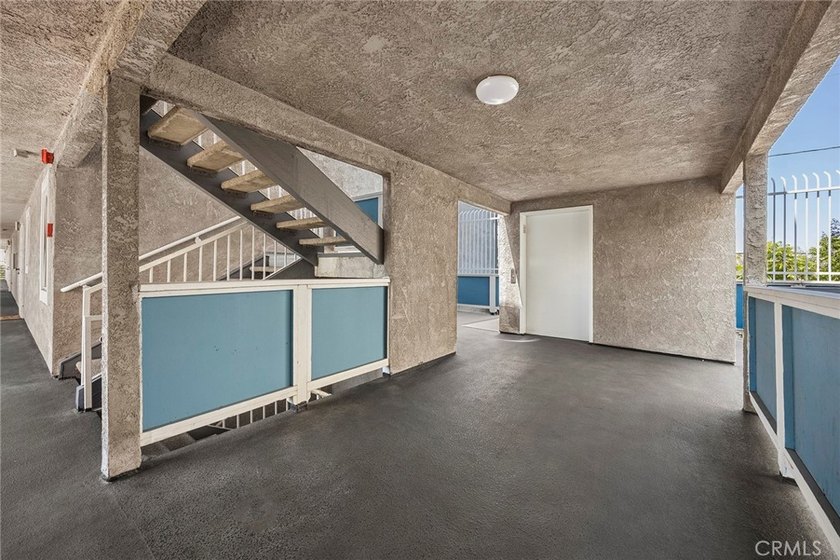 Location, location, location! Ideally situated near Rose Park - photo 24