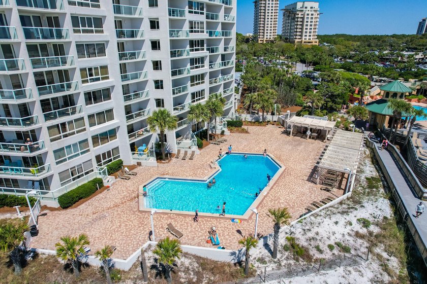 Welcome to 4202 Beachside 2, a beachfront treasure in Sandestin - photo 32