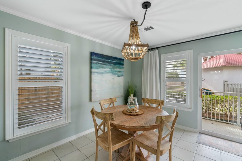 Nicely updated and well maintained unit in popular Rollin Tide - photo 7