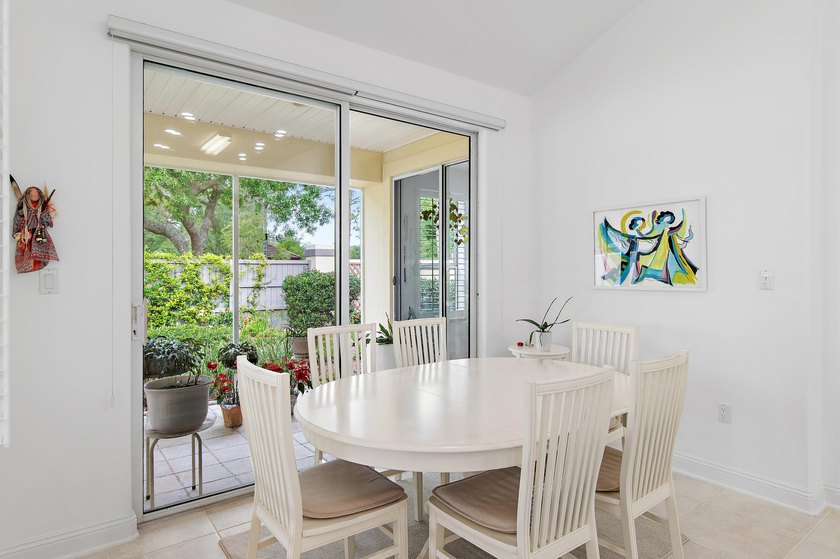 Welcome to 8004 Legend Creek, located within the Sandestin Golf - photo 7