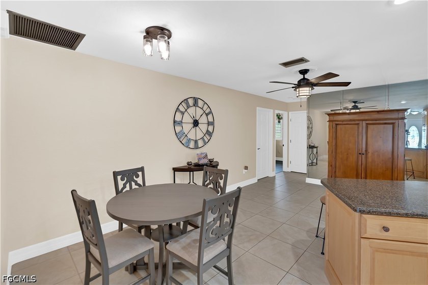 Welcome to this beautifully updated 3-bedroom, 2-bathroom pool - photo 22