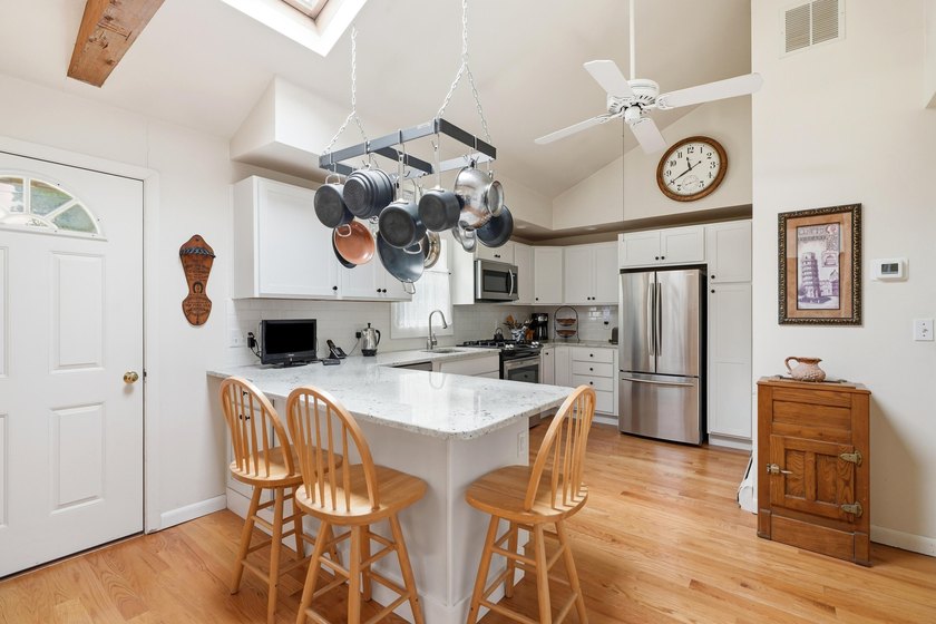 Nestled on a quiet dead-end street in desirable Barnstable - photo 3