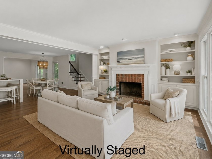 DO NOT MISS this Brick Beauty in coveted Hampton Woods with a - photo 6