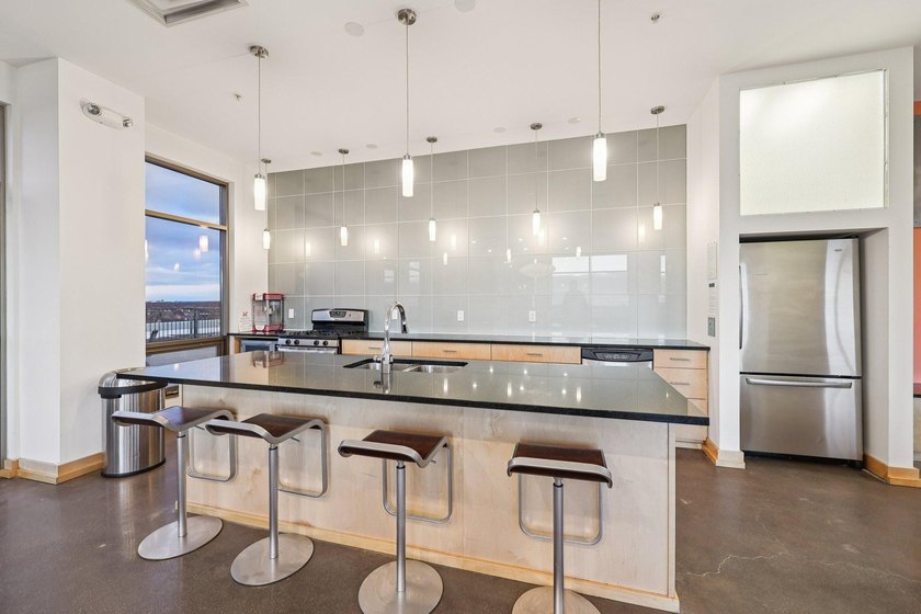 Amazing historic loft featuring soaring ceilings, oversized - photo 41