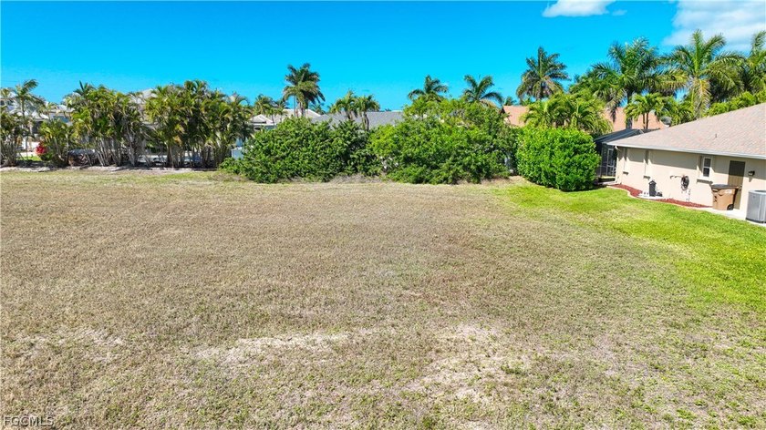 This fantastic lot offers a perfect setting to build your dream - photo 3