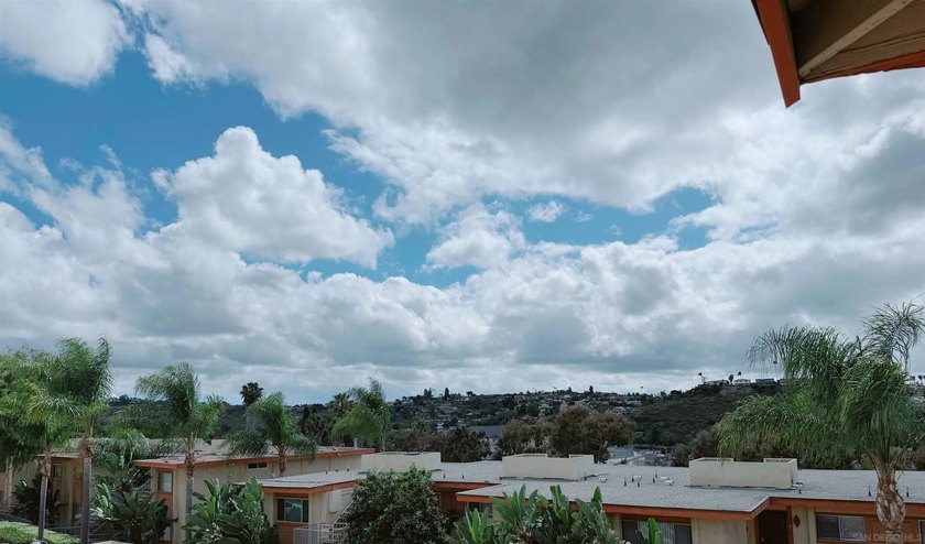 Welcome to a great opportunity to own this spacious 1252 square - photo 17