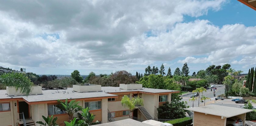 Welcome to a great opportunity to own this spacious 1252 square - photo 18