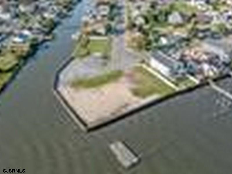 Build your dream waterfront home on one of West Riverside - photo 6