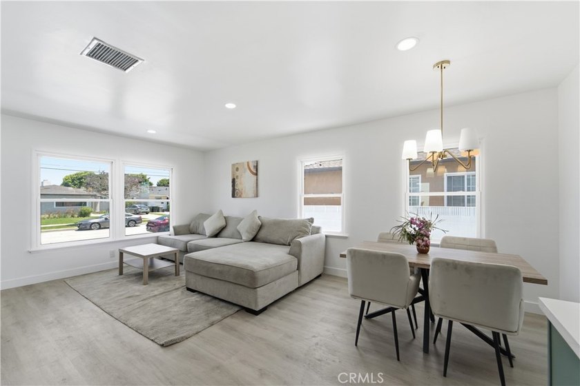 Welcome to sunny torrance. This home is a renovated modern 3 - photo 18