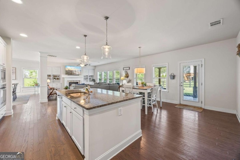 **SELLER OFFERING $10,000 towards BUYERS CLOSING COSTS, with an - photo 24