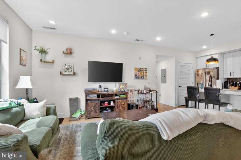 3.5 years left on full 10-year TAX ABATEMENT! Welcome home to - photo 8