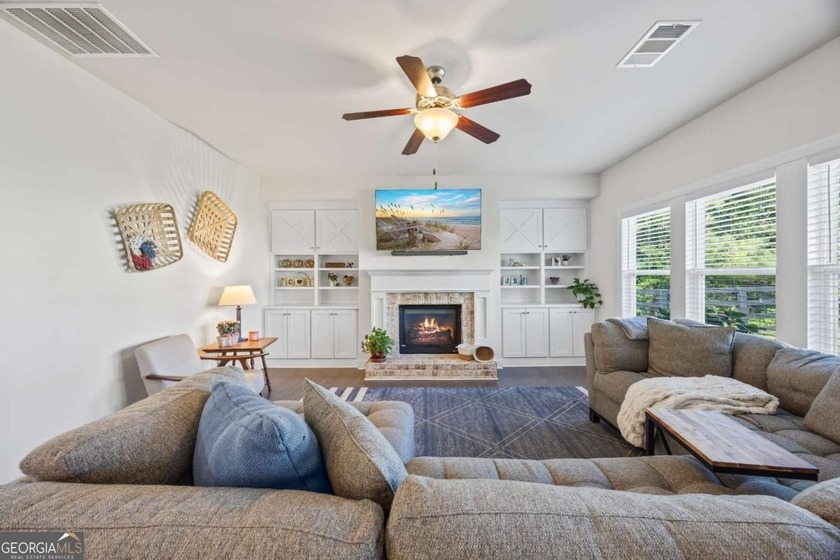 **SELLER OFFERING $10,000 towards BUYERS CLOSING COSTS, with an - photo 29
