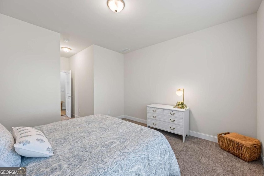 **SELLER OFFERING $10,000 towards BUYERS CLOSING COSTS, with an - photo 41